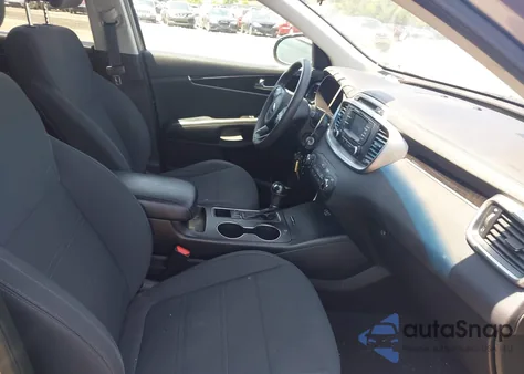 2016 Kia Sorento 3.3L Lx from USA, damaged, VIN 5XYPGDA52GG044582